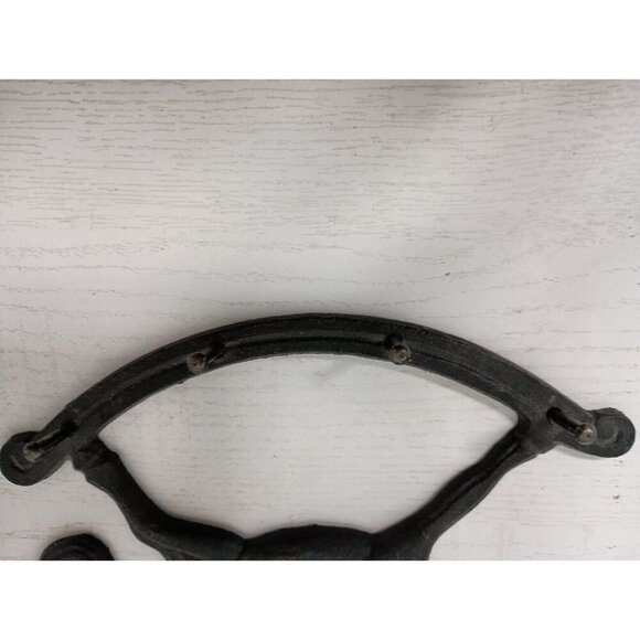 Vintage Cast Iron Rocking Horse 3 Hook Kitchen Utensil Holder Wall Rack Rustic - Picture 3 of 6